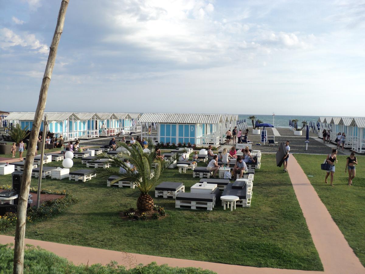 Villino Dei Coralli Lido di Ostia Eksteriør billede