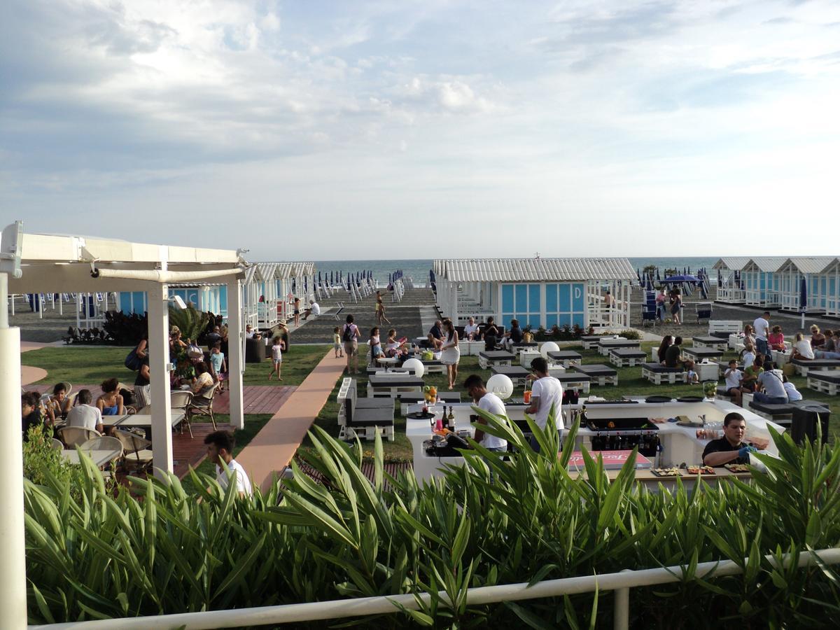 Villino Dei Coralli Lido di Ostia Eksteriør billede